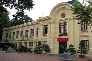 vietnam-museum-of-revolution